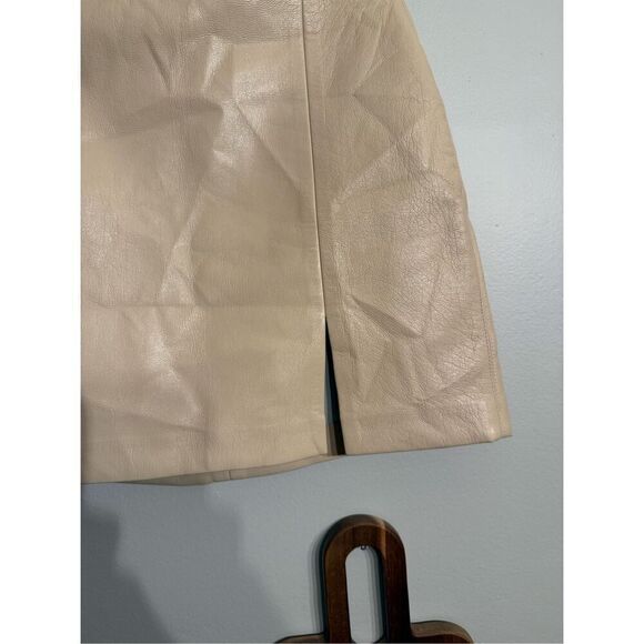 Wilfred Tan Leather Front Slit Back Zip Lined Mini Pencil Skirt Size 2 - Picture 3 of 7